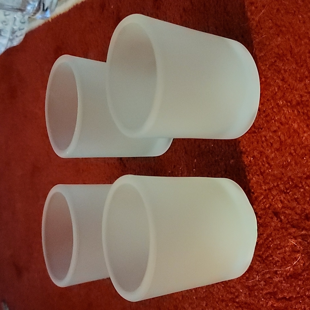 Set of 4 Frosted Mini Glass Vases/Candle Holders